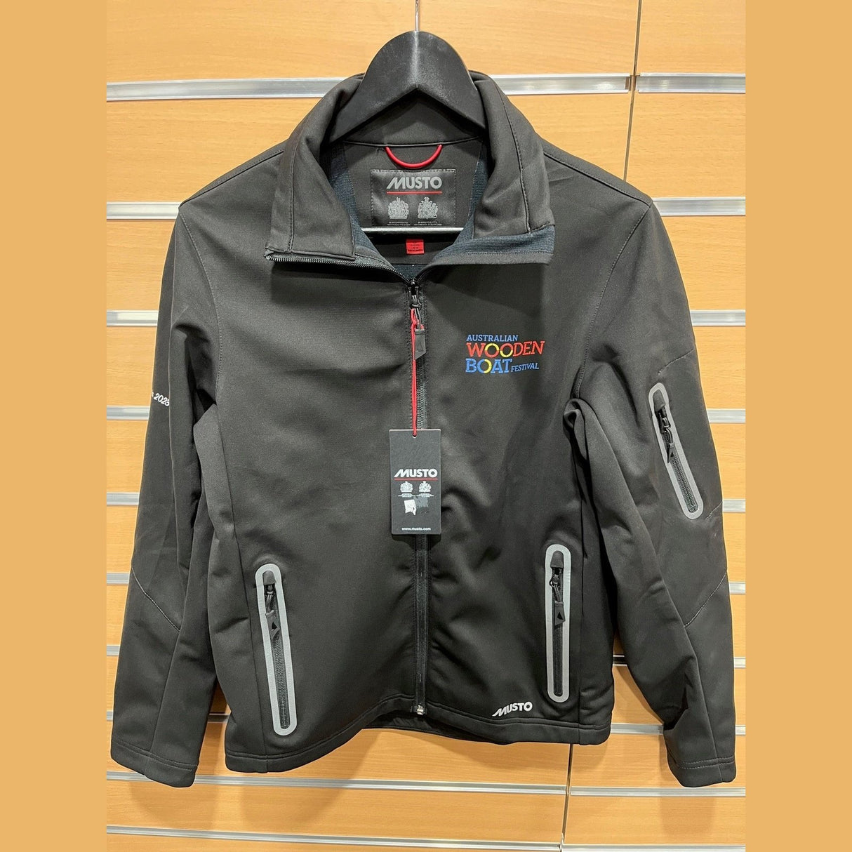 MUSTO MEN'S ESSENTIAL SOFTSHELL JACKET BLACK WBF 2023 CLEARANCE