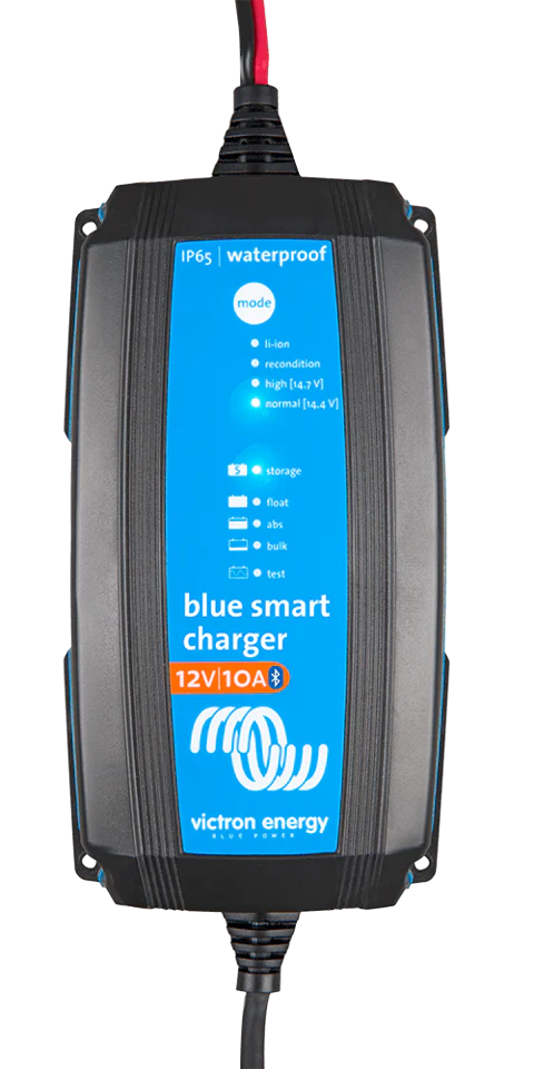 Blue Smart IP65 Charger 12/10(1) 230V