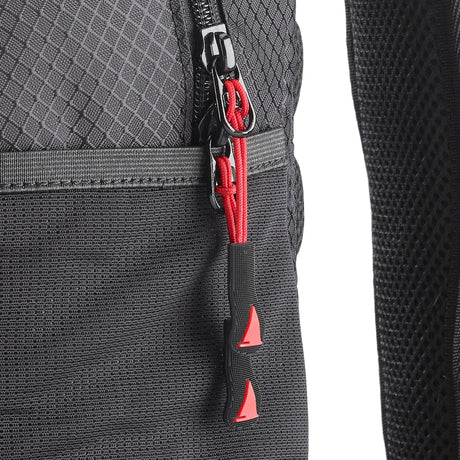 MUSTO ESSENTIAL 25L BACKPACK