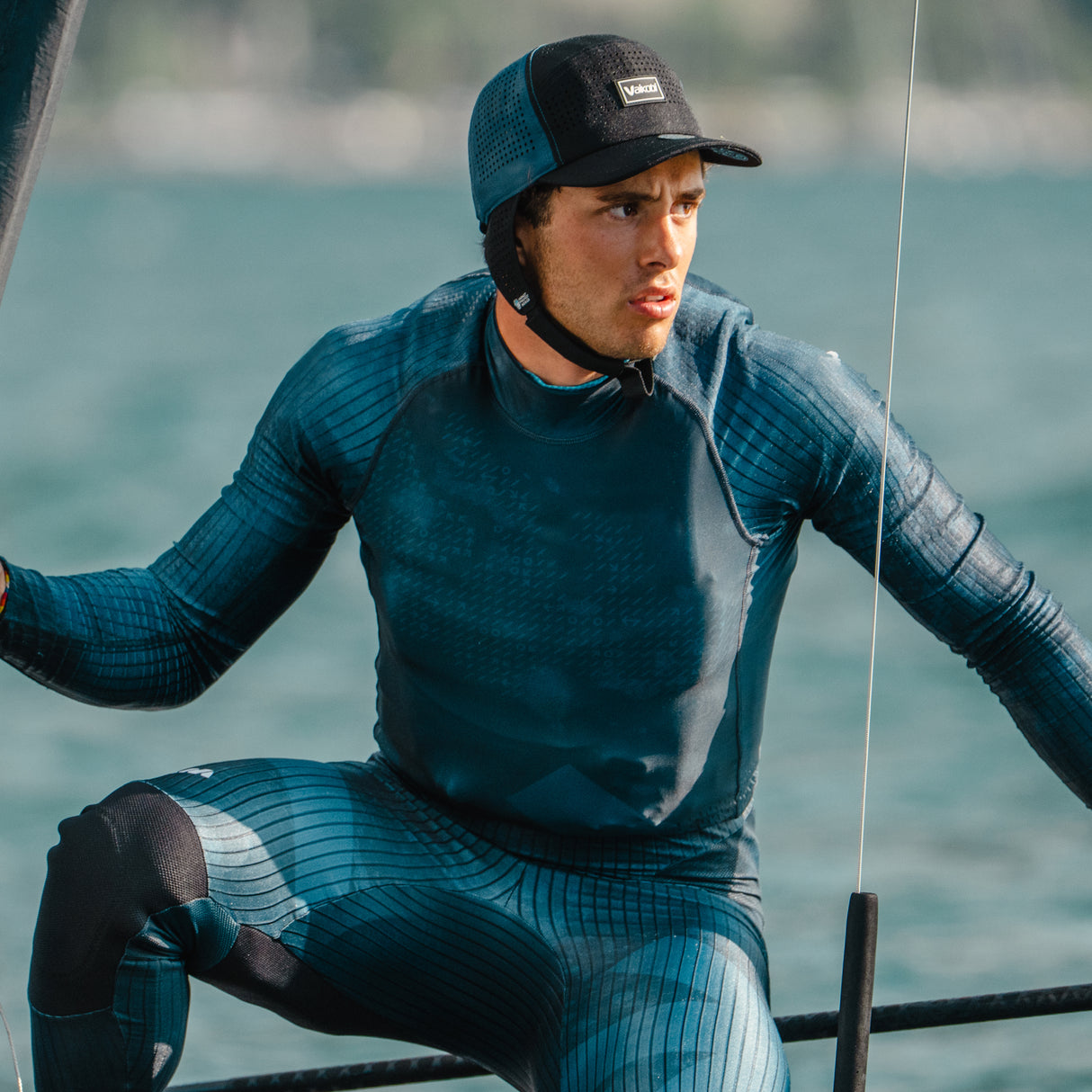 Vaikobi Bump Hat Surf - Ocean Blue