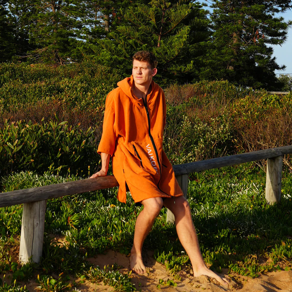 Vaikobi Full Zip Hooded Towel