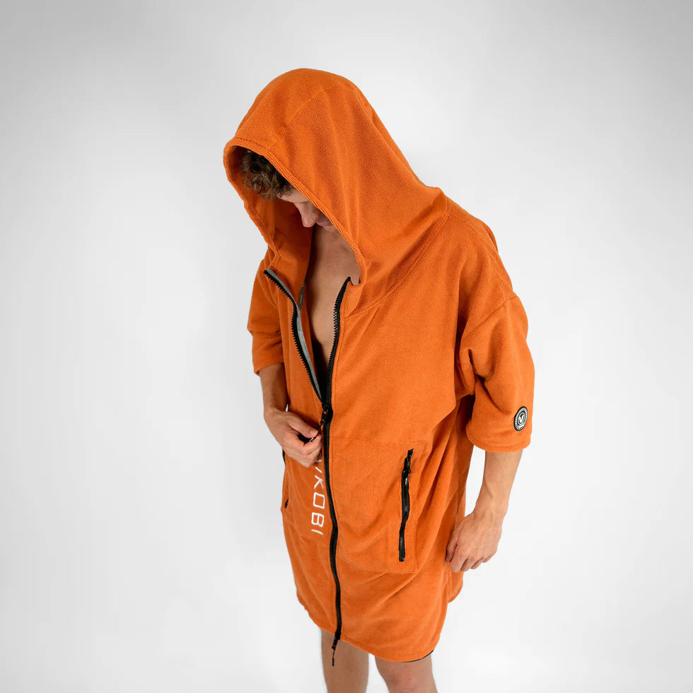 Vaikobi Full Zip Hooded Towel