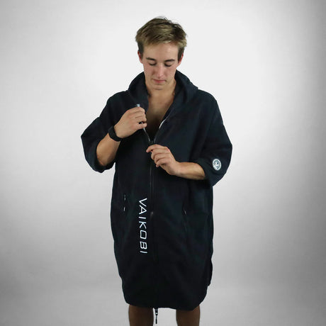 Vaikobi Full Zip Hooded Towel