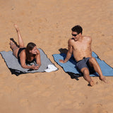 Vaikobi Beach Towel with Zip Pocket